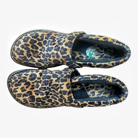 BOC Born Cheetah Leopard Leather Comfort Work Nurses Clogs Size 7.5 - Picture 3 of 6